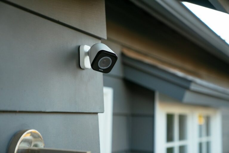 How to block neighbor’s security camera? Few Solutions! CiteRoyale